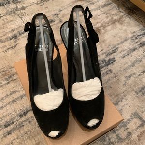 STUART WEITZMAN peep toe pumps